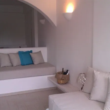 Alizea & Hotel Fira (Santorini)