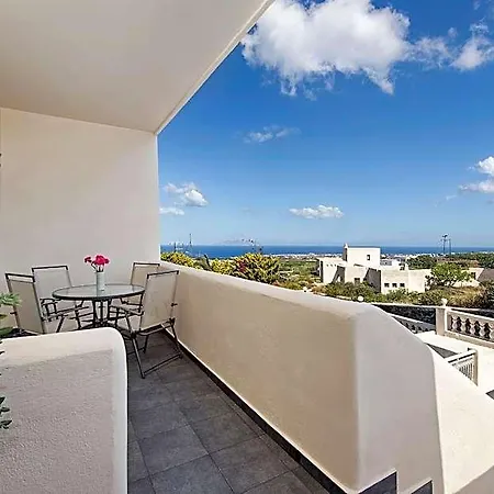Alizea Villas&suites Fira (Santorini)