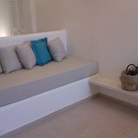 Alizea & 3* Fira (Santorini)