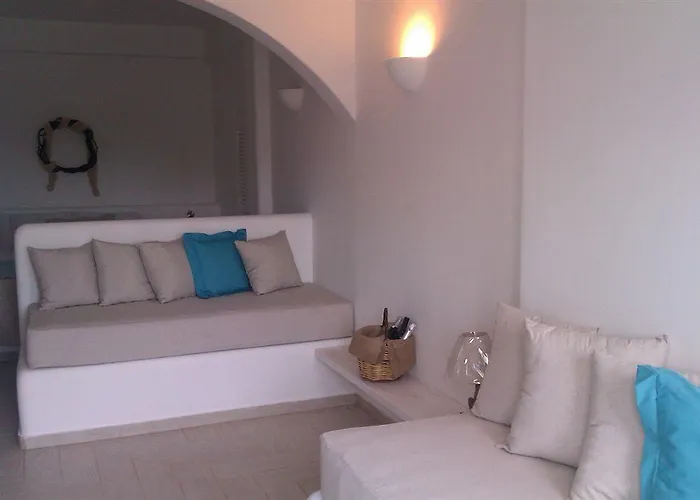 Alizea & Hotel Fira (Santorini)