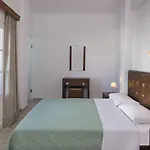 Alizea & Hotel Fira (Santorini)