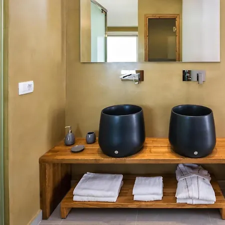 فندق Alizea & ثيرا