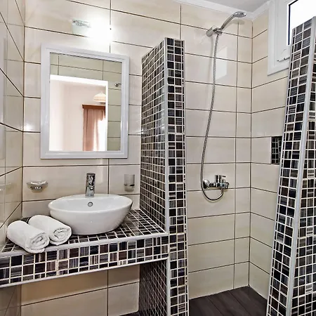 فندق Alizea & ثيرا